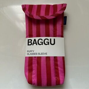 NEW BAGGU Pink and Red Painted Stripe Puffy Glasses Sleeve